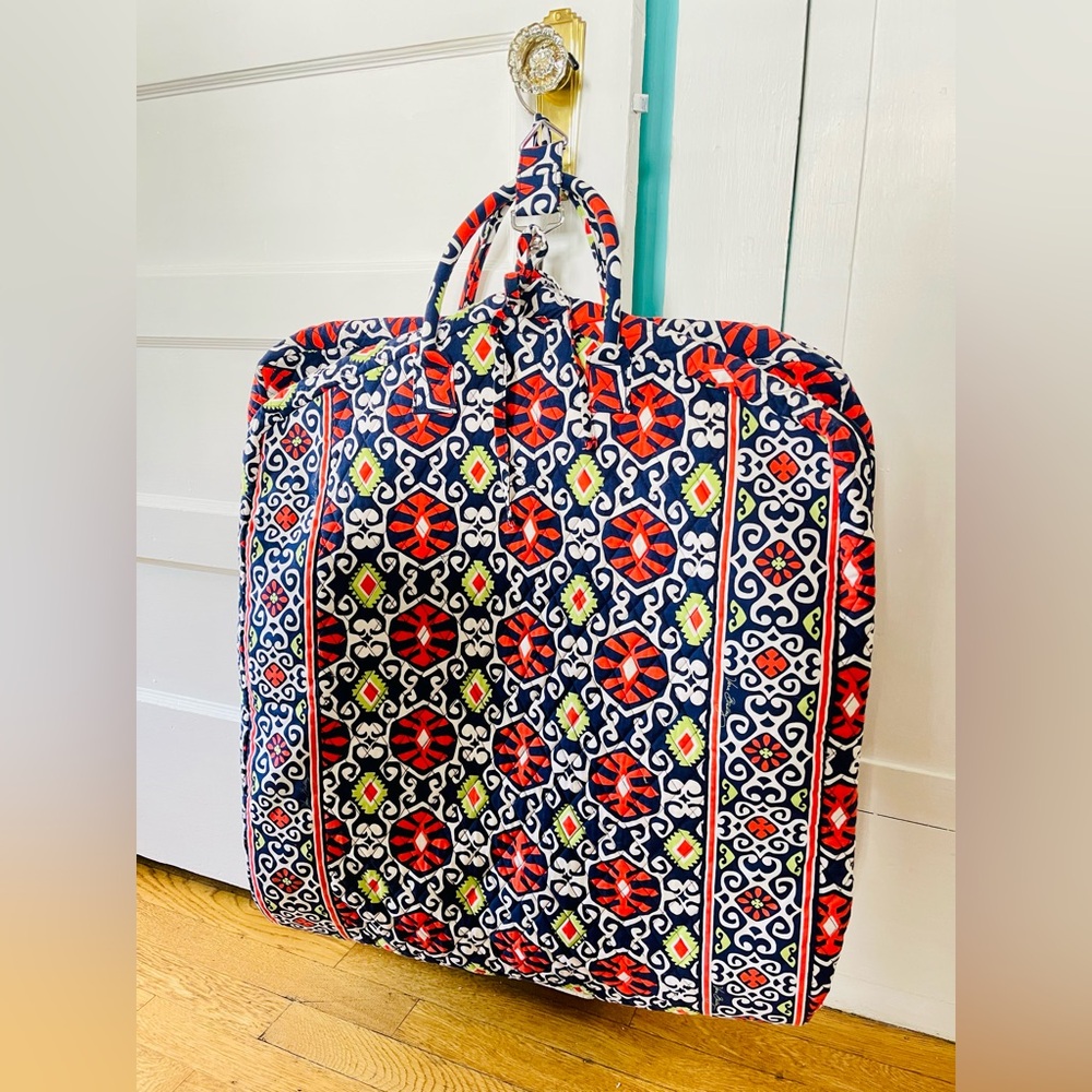 Travel Garment Bag - Vera Bradley, Sun Valley Print (orig $249) NWOT